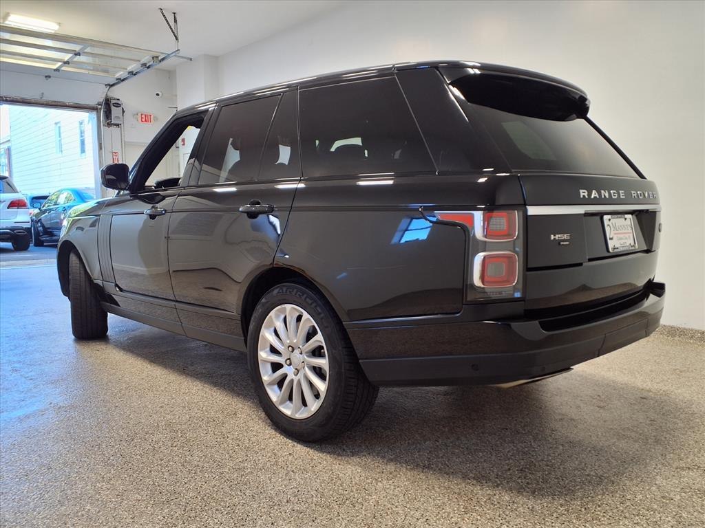 2020 Land Rover Range Rover HSE Image 4 of 20