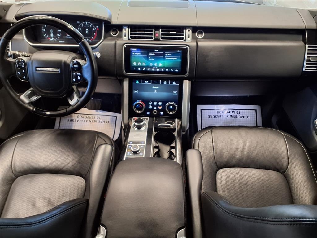 2020 Land Rover Range Rover HSE Image 11 of 20
