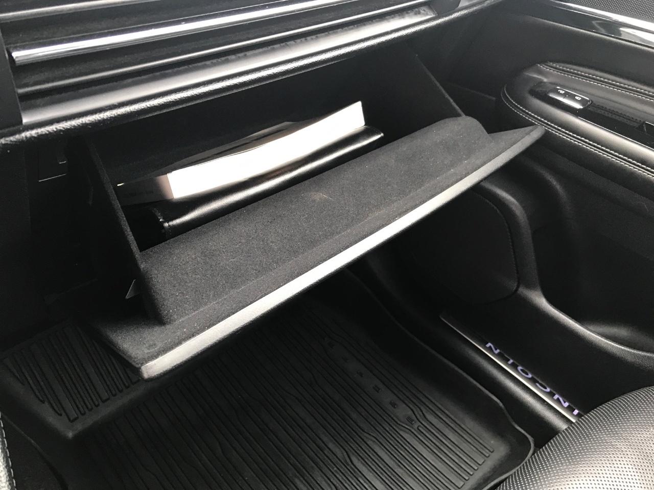 2020 Lincoln Corsair Reserve Image 23 of 33