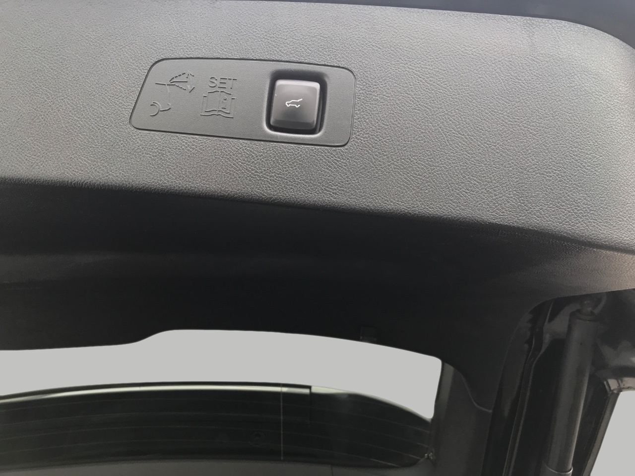 2020 Lincoln Corsair Reserve Image 31 of 33