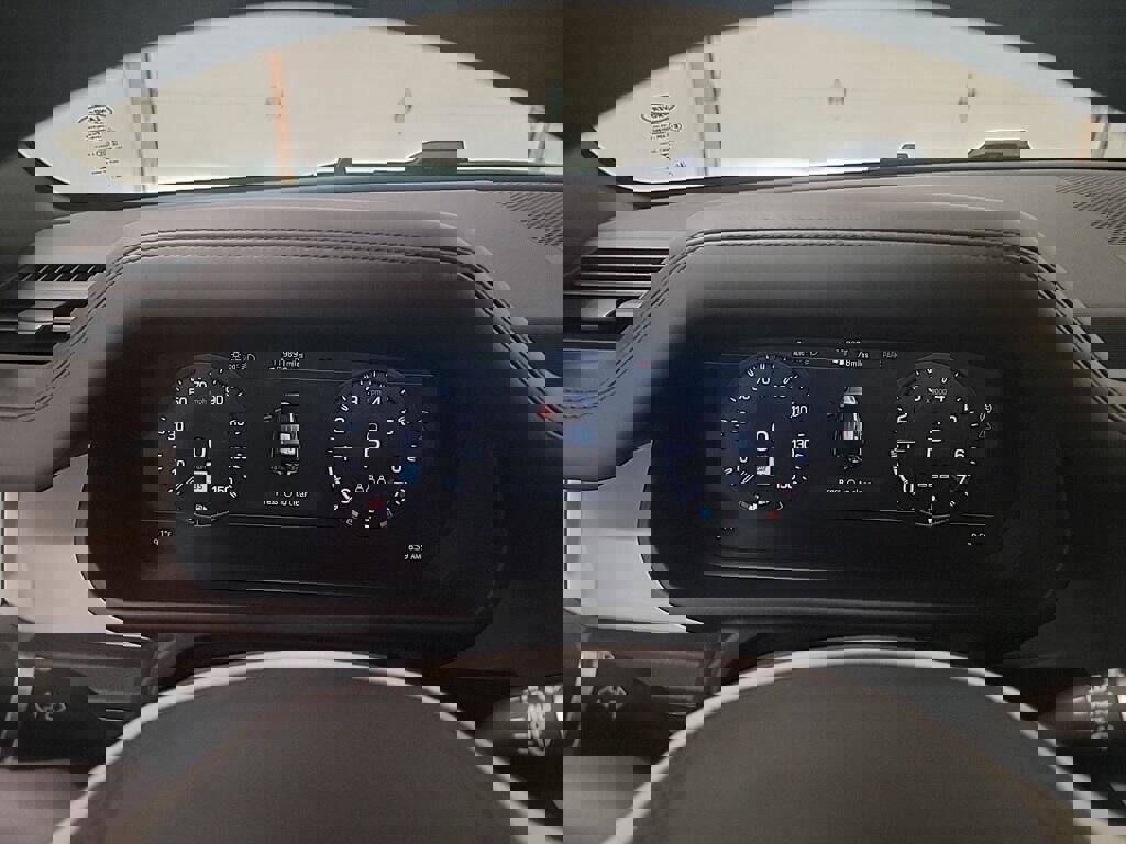 Vehicle image 12 of 23
