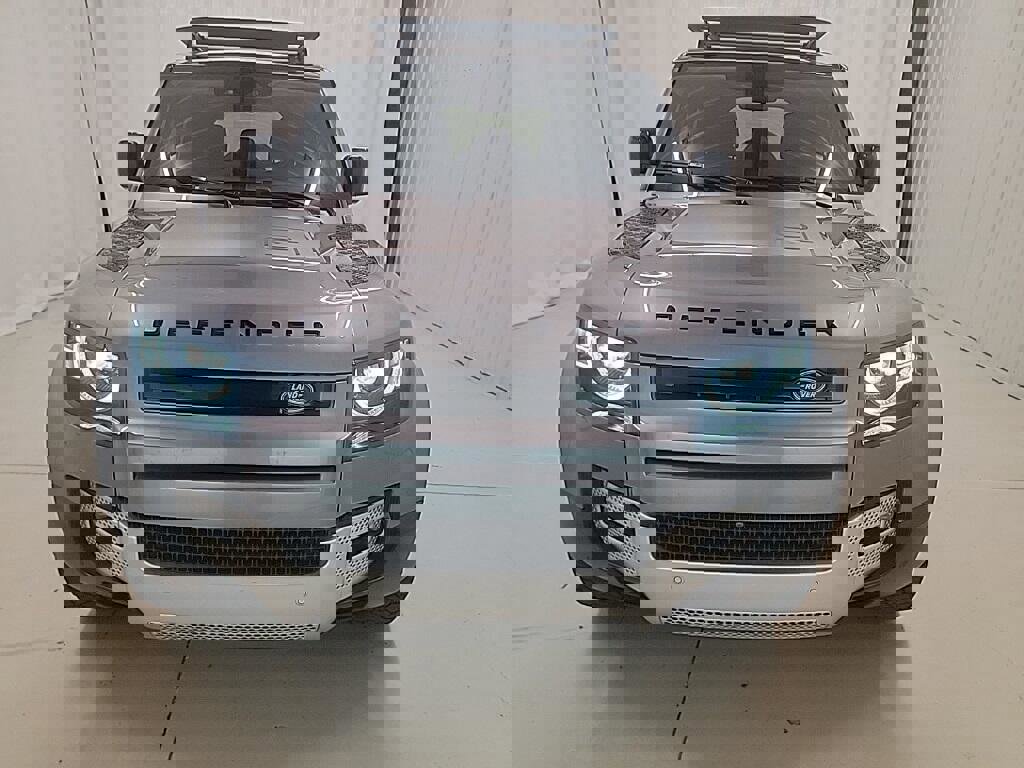 Vehicle image 2 of 23
