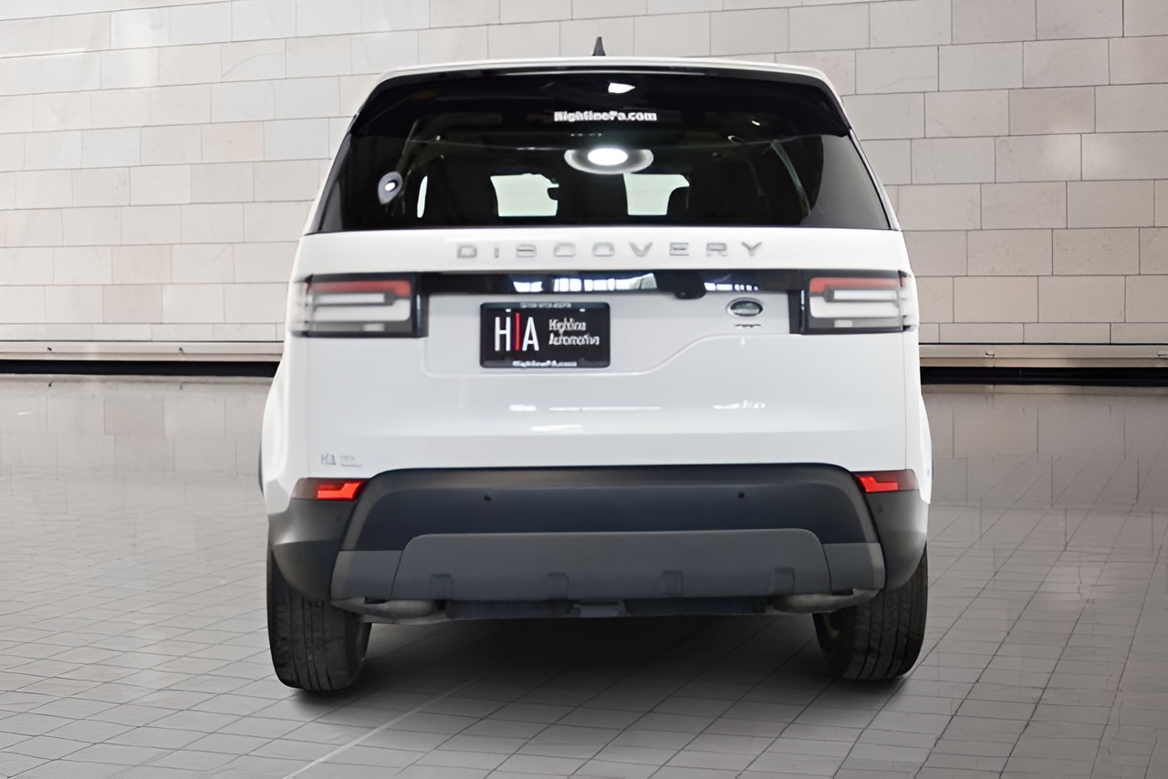 Vehicle image 39 of 40