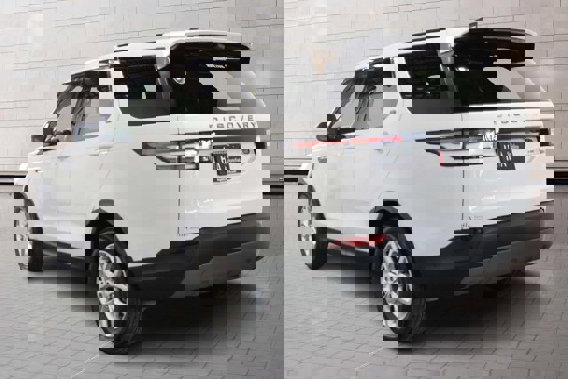 Vehicle image 5 of 40