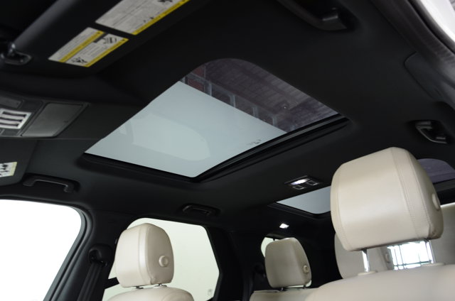 Vehicle image 12 of 40