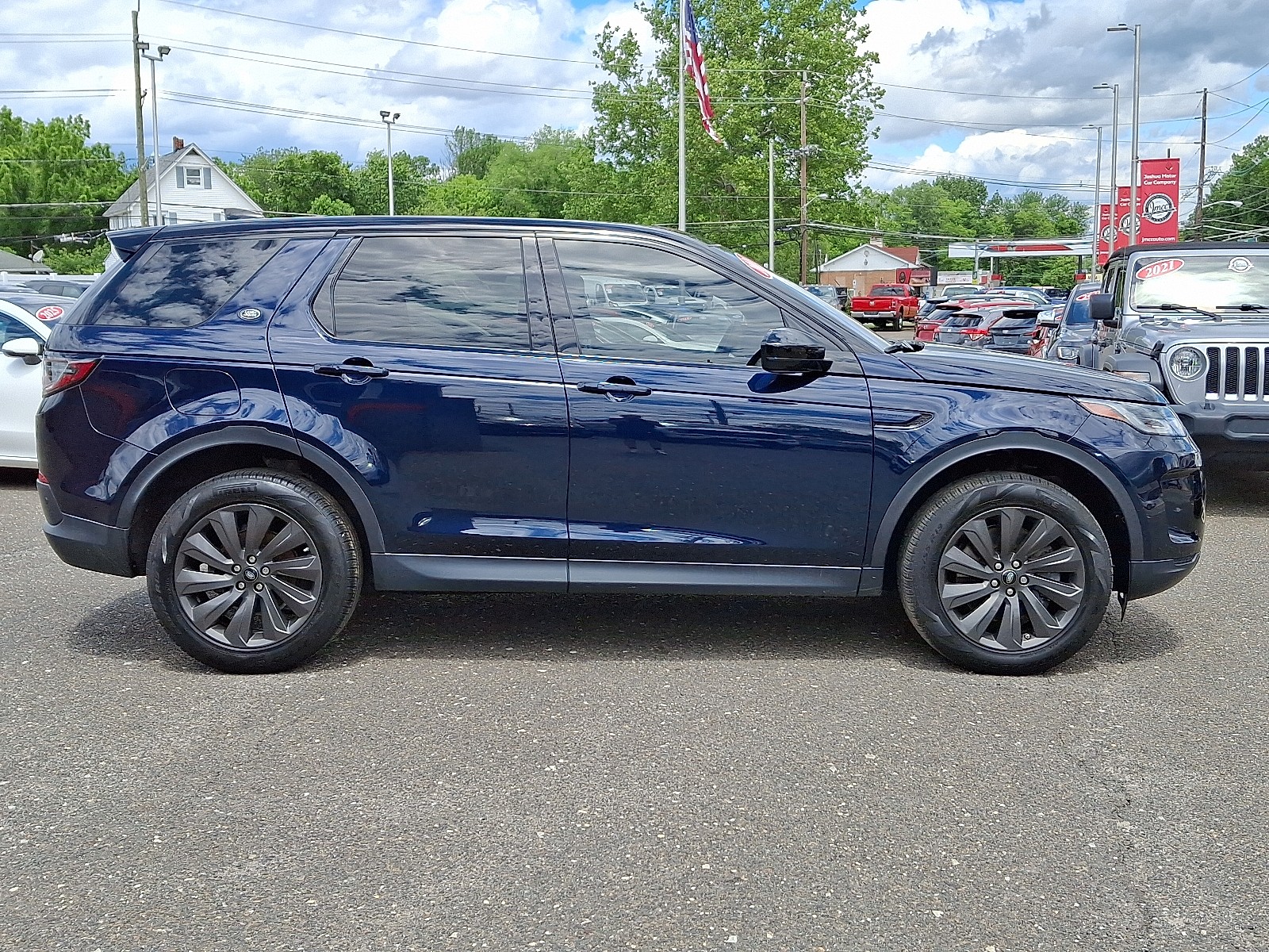 Vehicle image 5 of 32