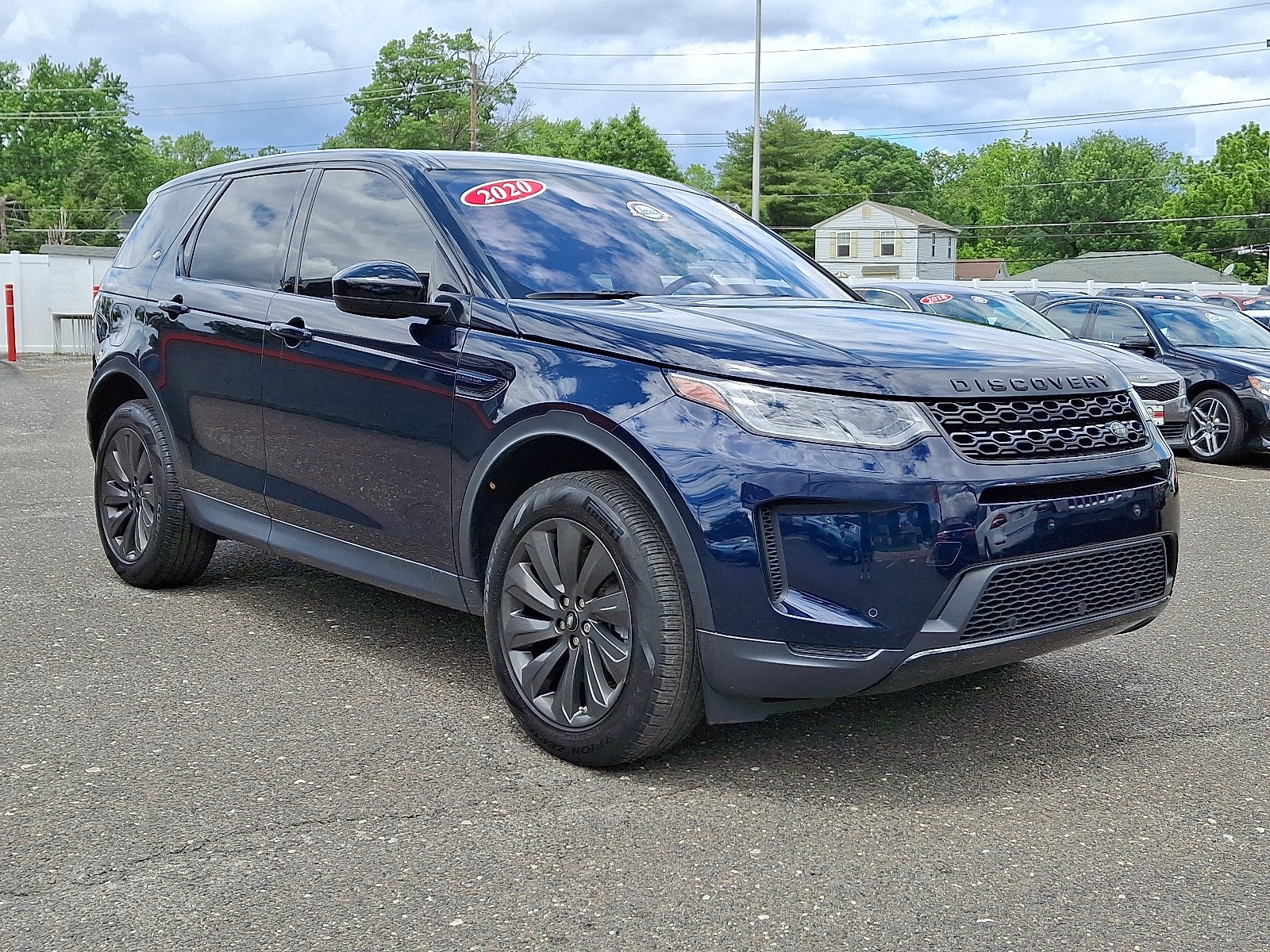 Vehicle image 4 of 32