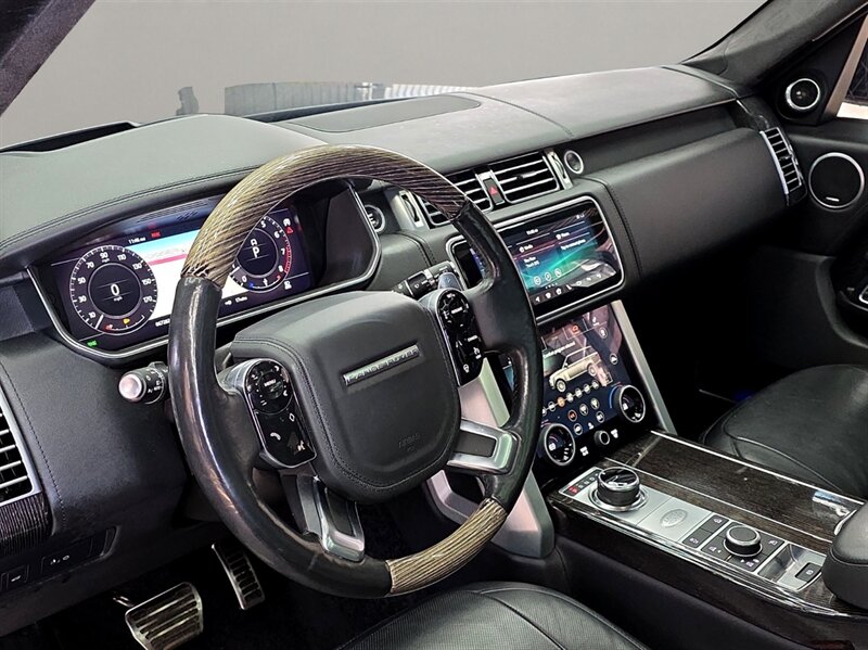 Vehicle image 15 of 26