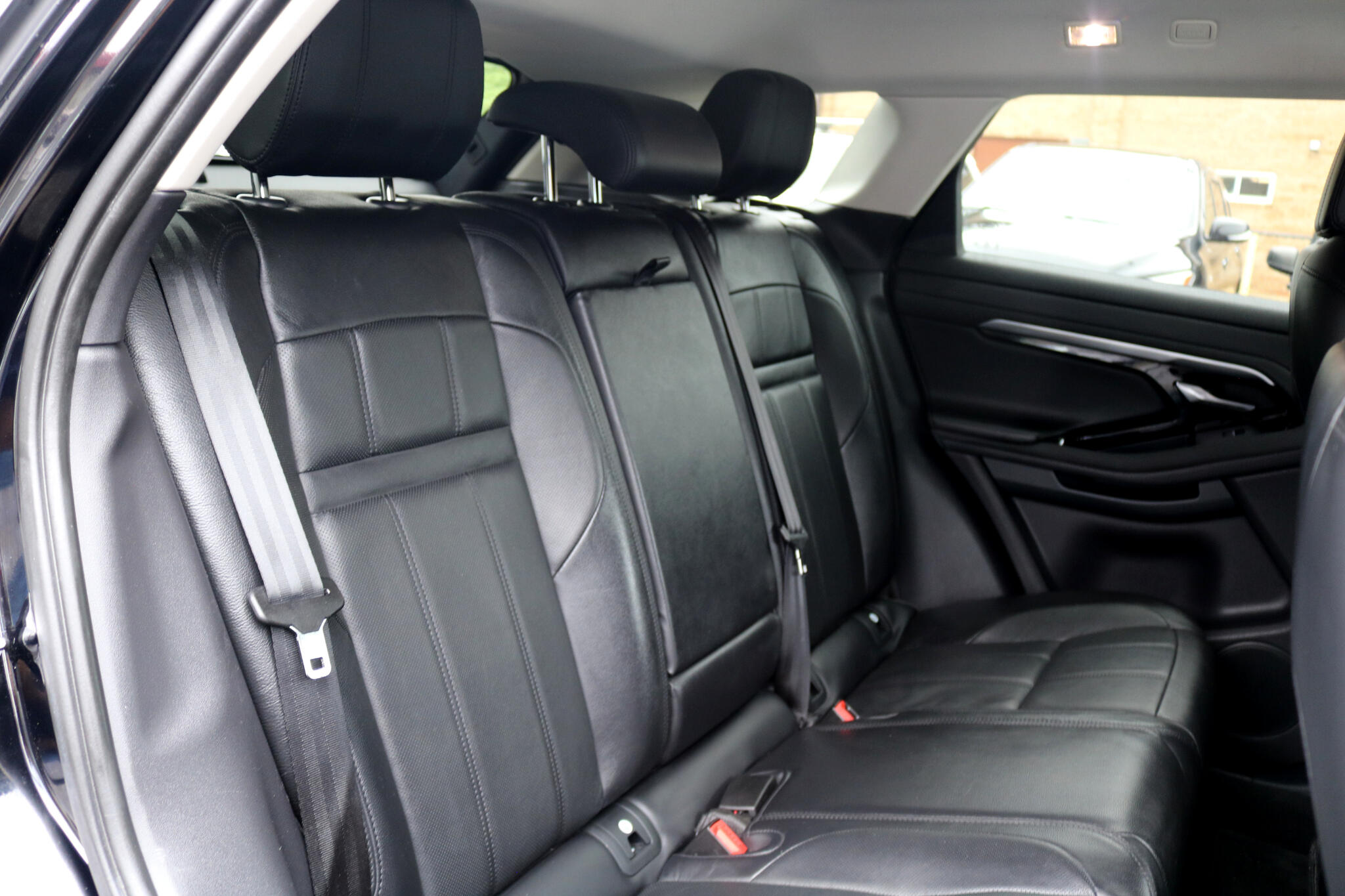 Vehicle image 13 of 46