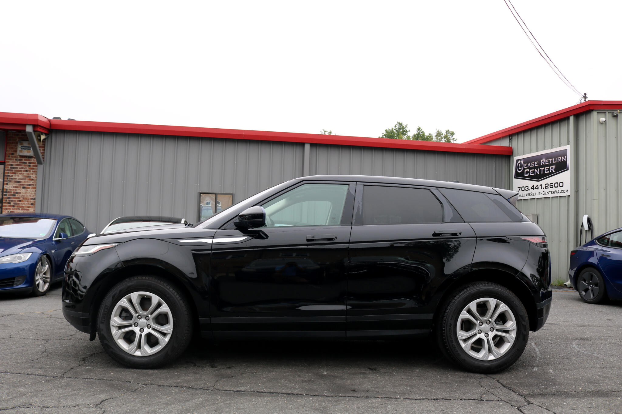 Vehicle image 8 of 46