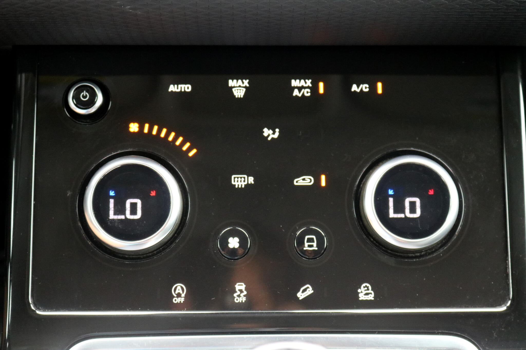 Vehicle image 29 of 46