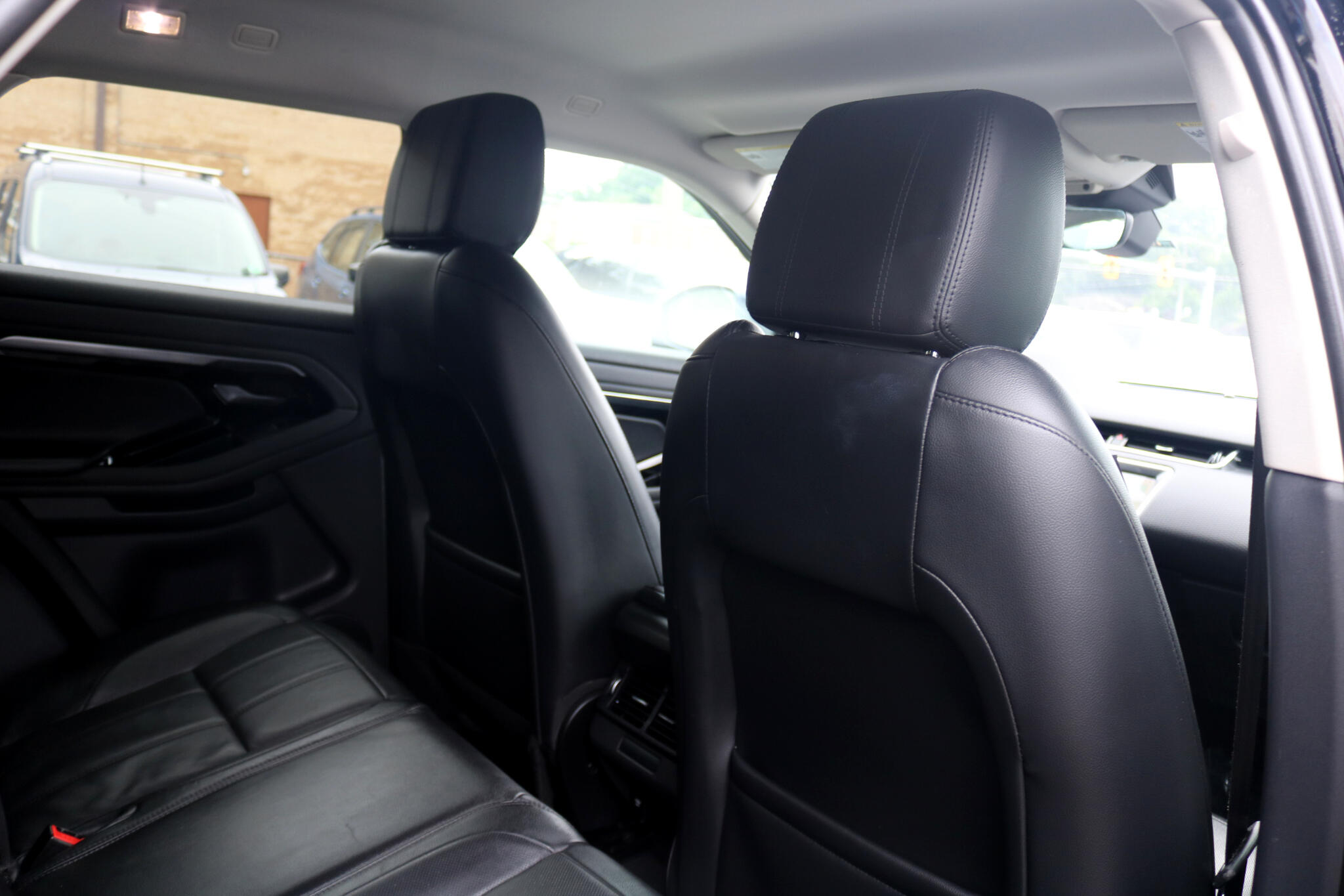 Vehicle image 14 of 46