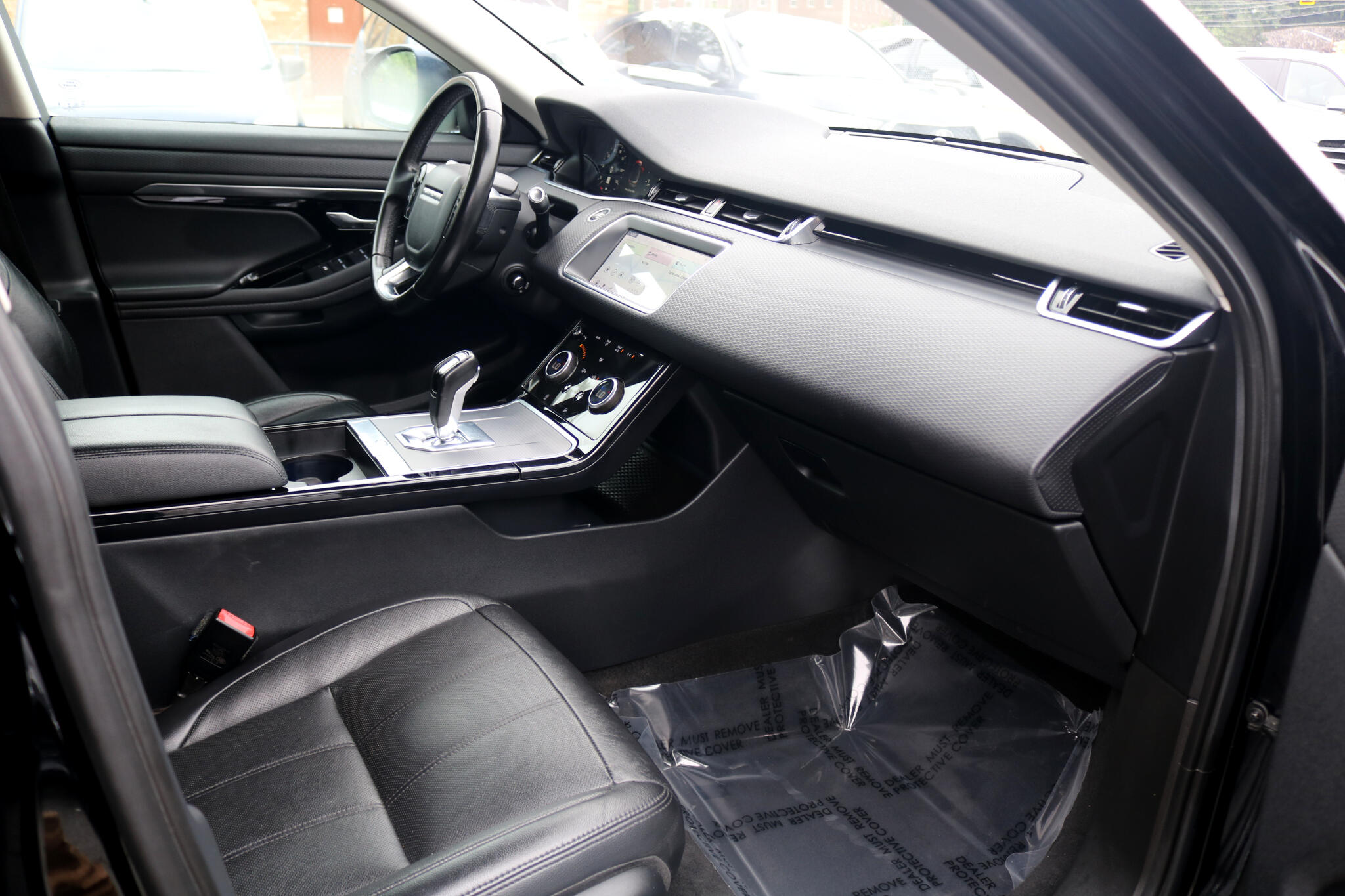 Vehicle image 23 of 46