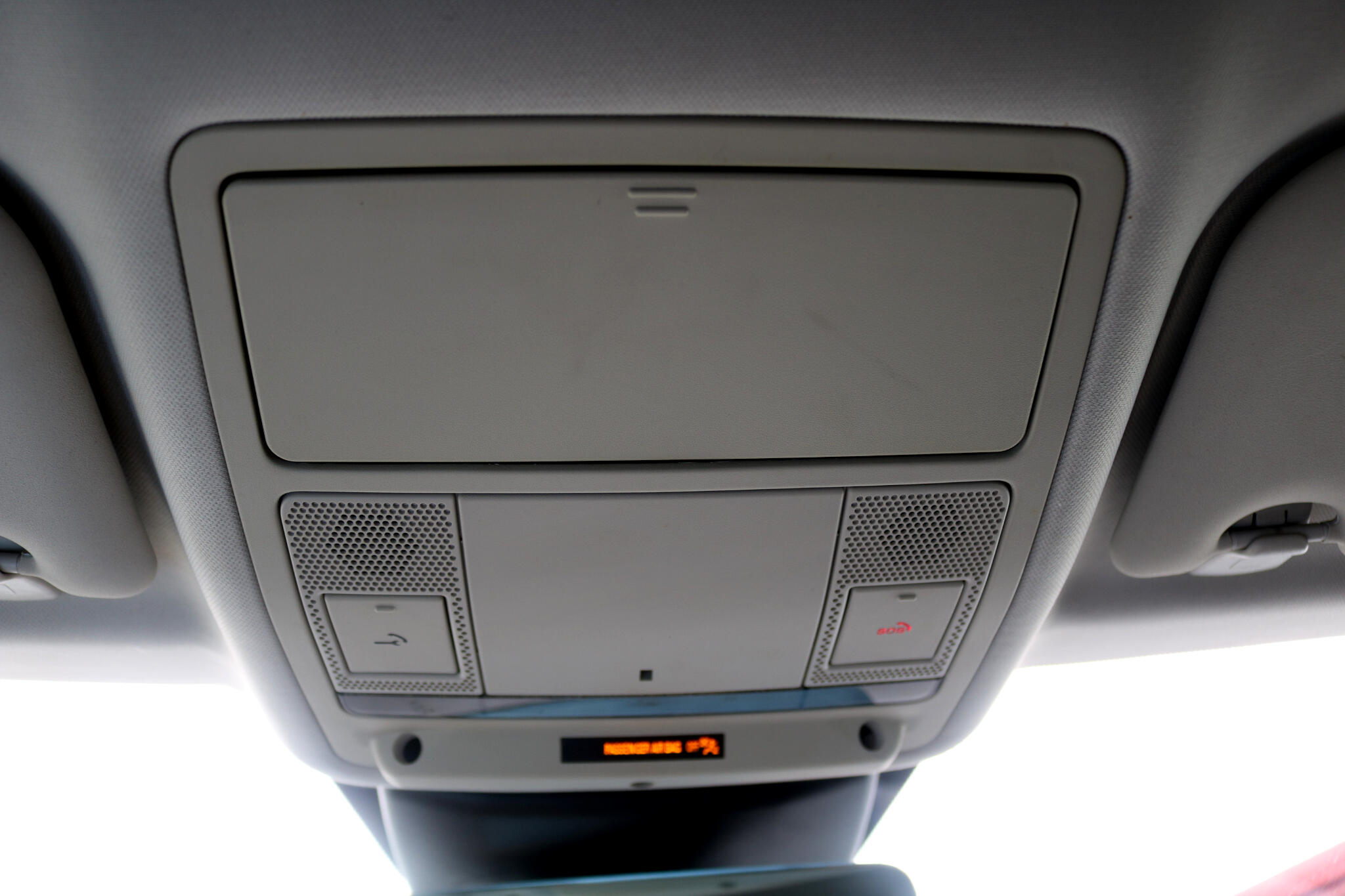 Vehicle image 44 of 46