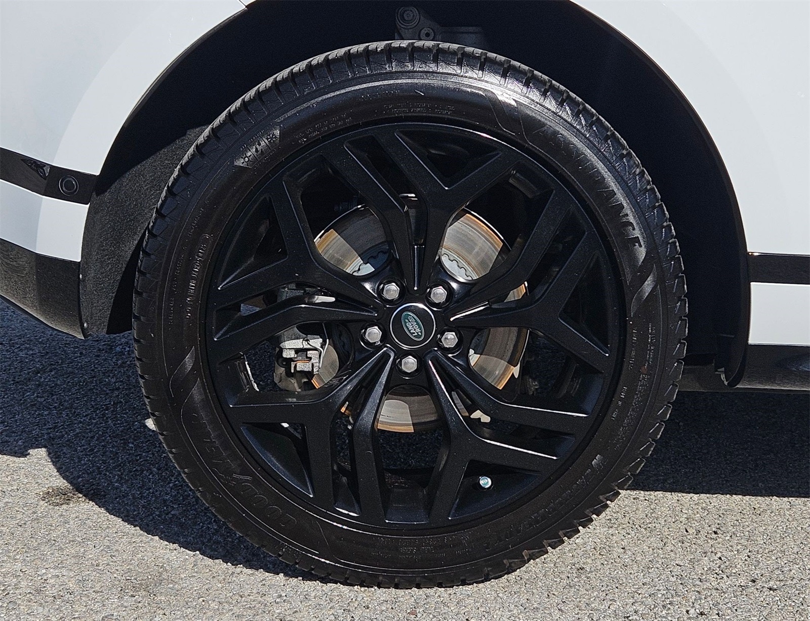 2020 Land Rover Range Rover Evoque R-Dynamic HSE Image 11 of 37