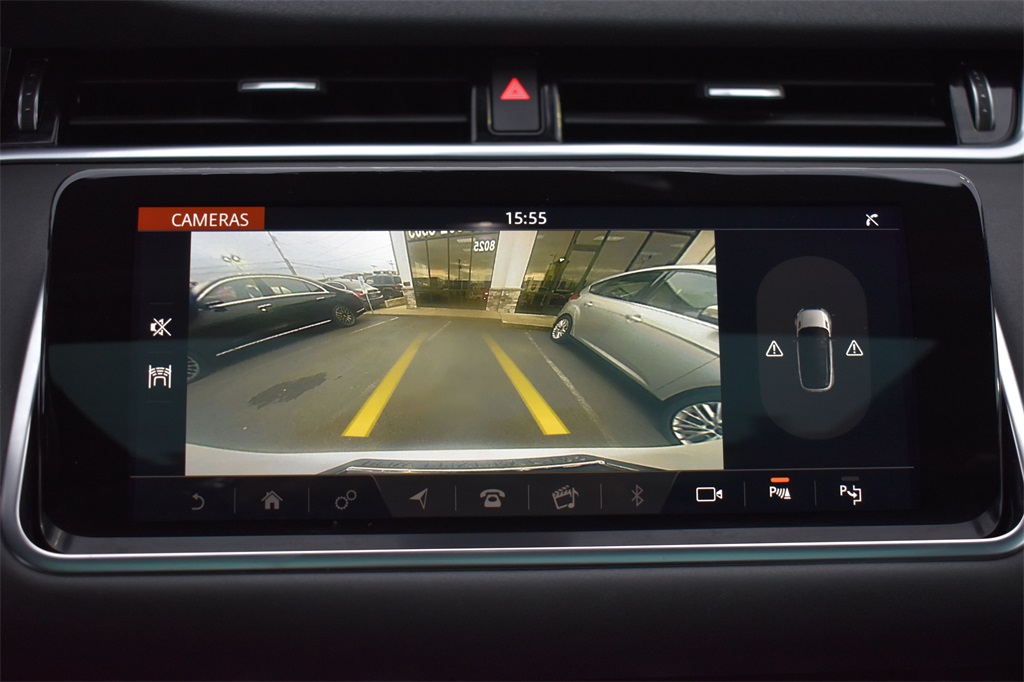 2020 Land Rover Range Rover Evoque SE Image 19 of 31