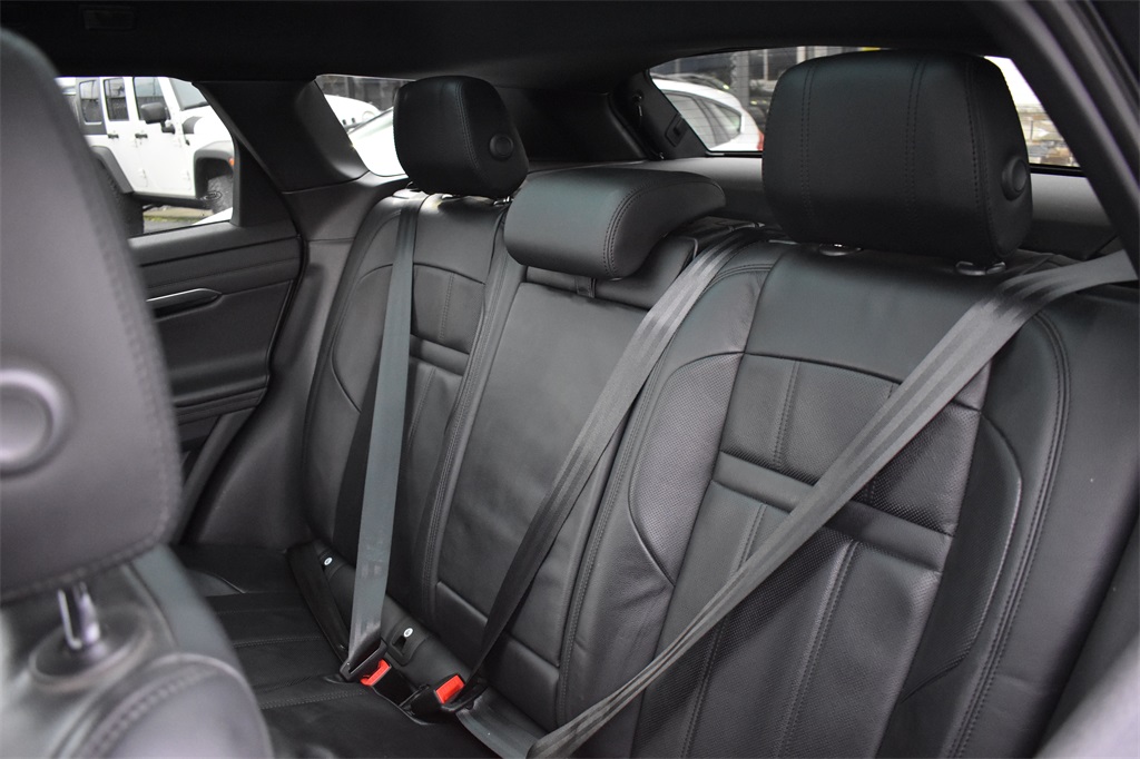 2020 Land Rover Range Rover Evoque SE Image 13 of 31