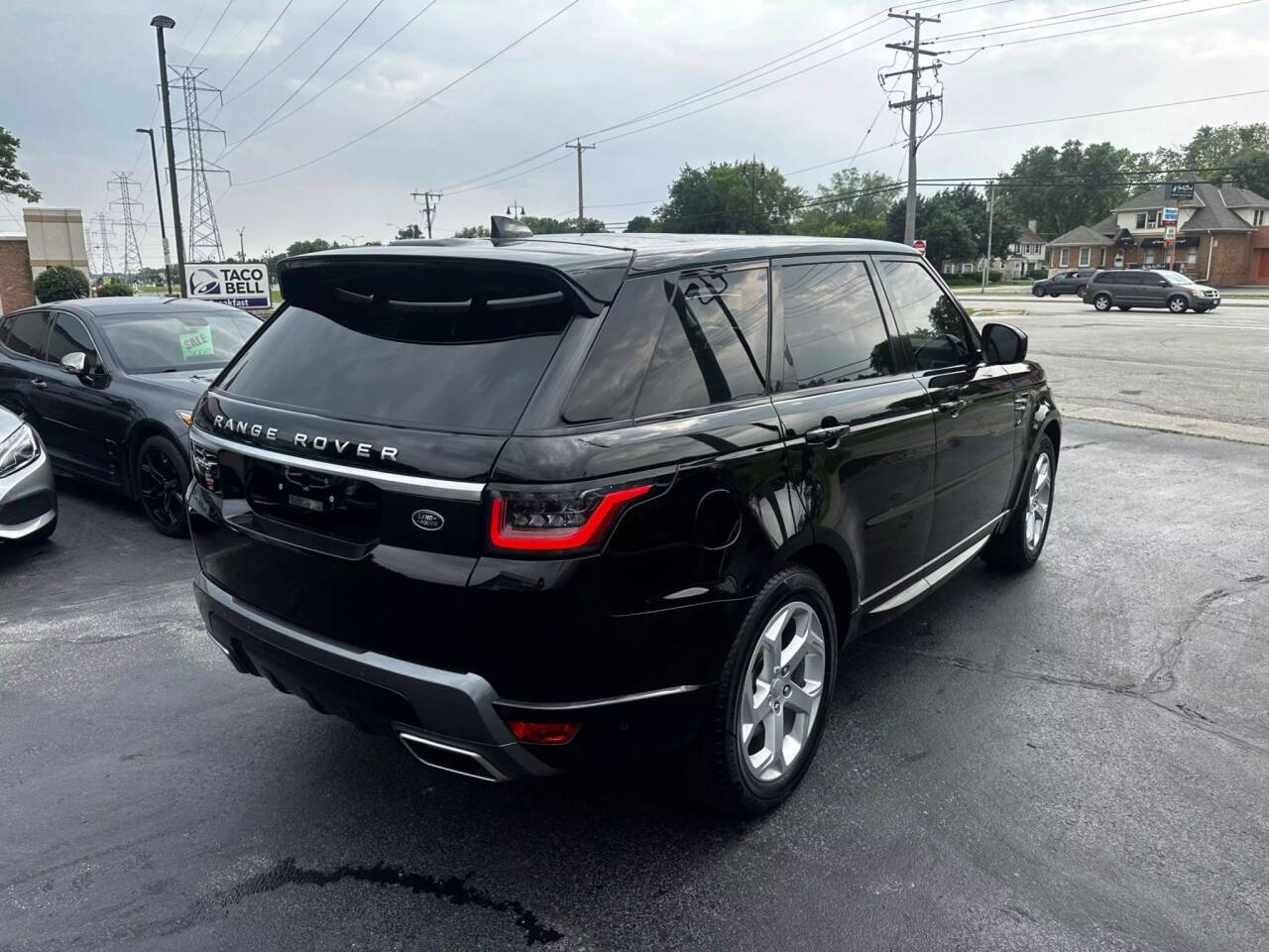 Vehicle image 4 of 18