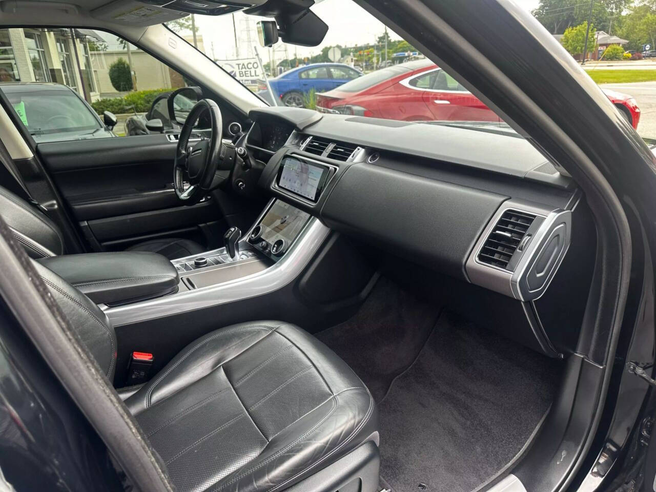 Vehicle image 12 of 18