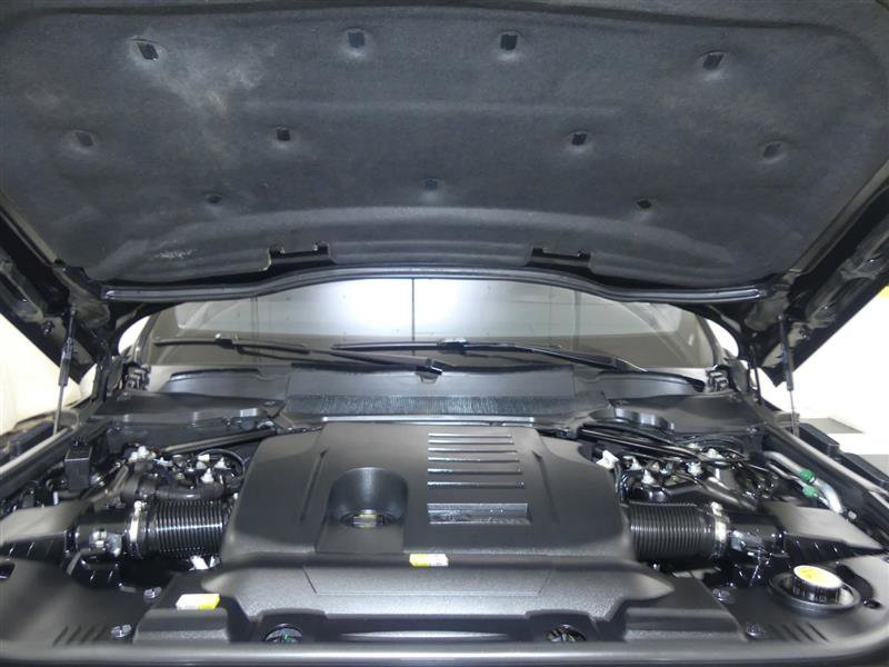 Vehicle image 3 of 32