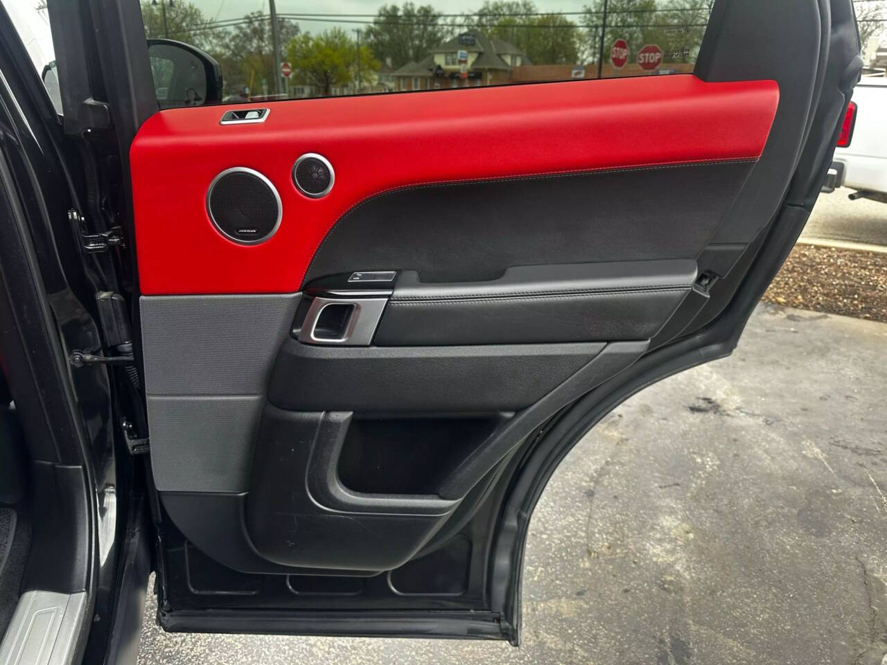 Vehicle image 12 of 17