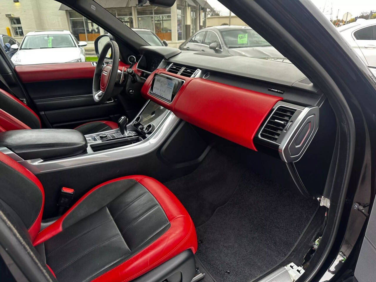 Vehicle image 13 of 17