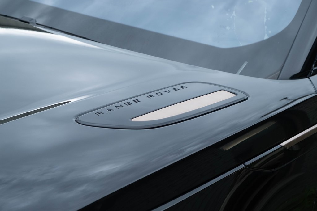 Vehicle image 40 of 47