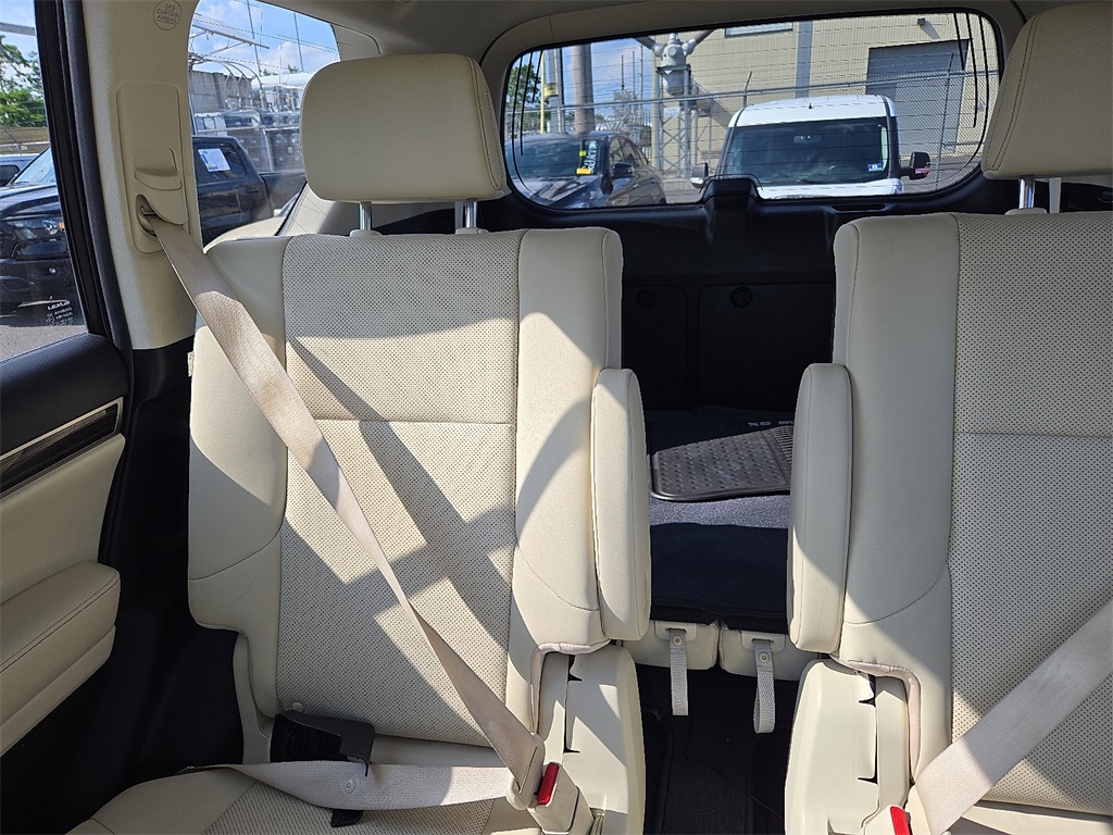 2020 Lexus GX 460 Premium Image 16 of 31