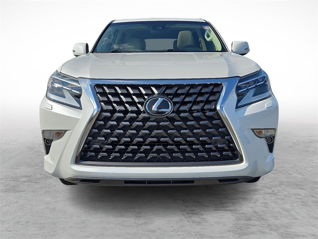 2020 Lexus GX 460 Premium Image 3 of 31