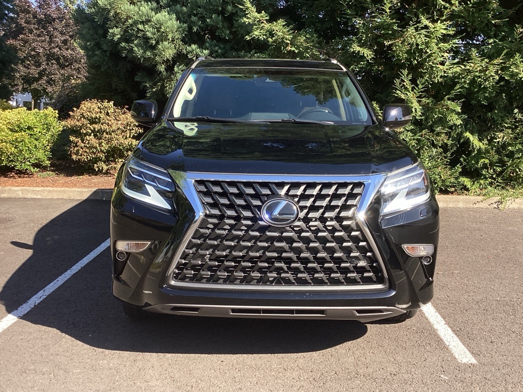 2020 Lexus GX 460 Premium Image 2 of 23