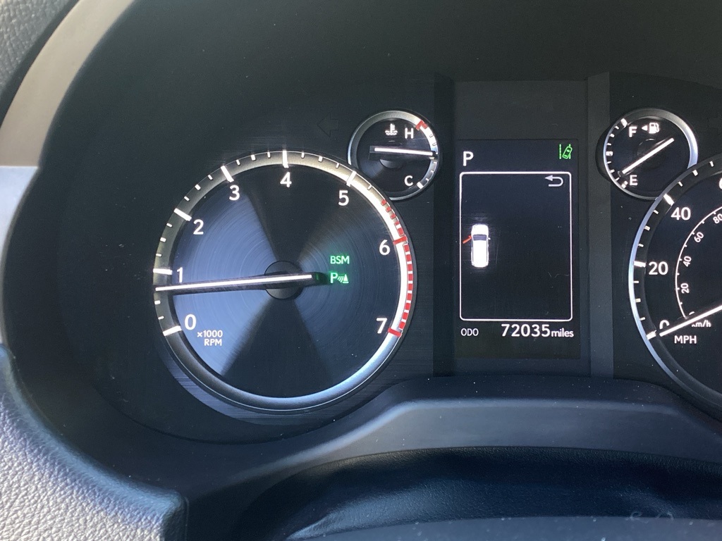 2020 Lexus GX 460 Premium Image 14 of 23