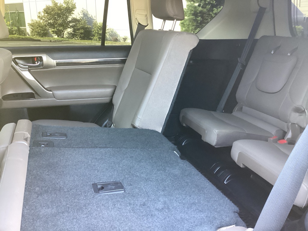 2020 Lexus GX 460 Premium Image 11 of 23