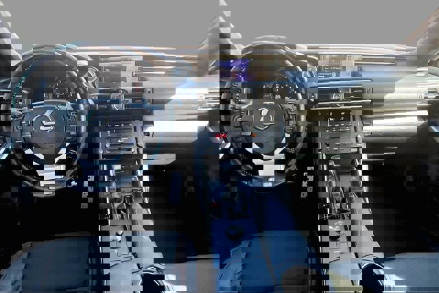 2020 Lexus IS 300 F Sport Image 16 of 34