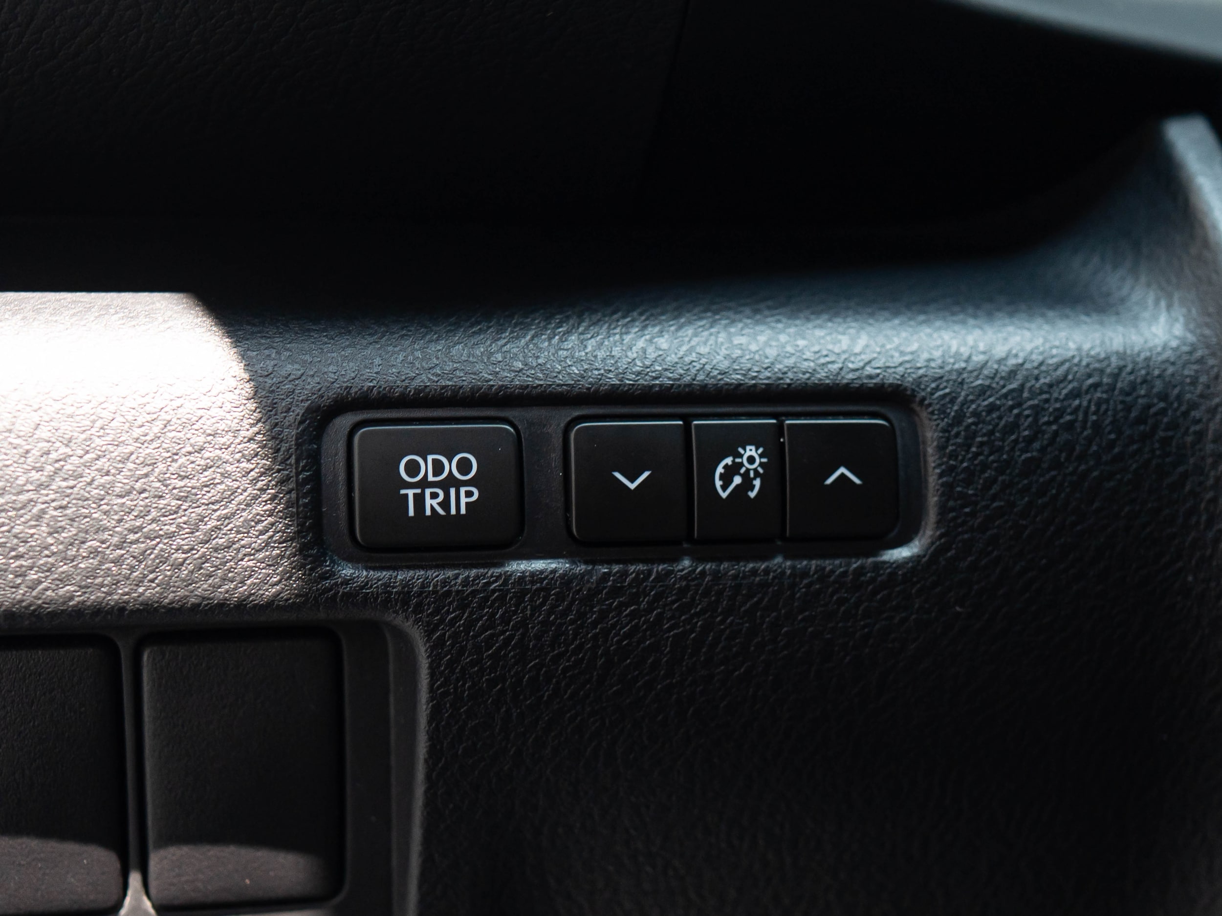 Vehicle image 36 of 52