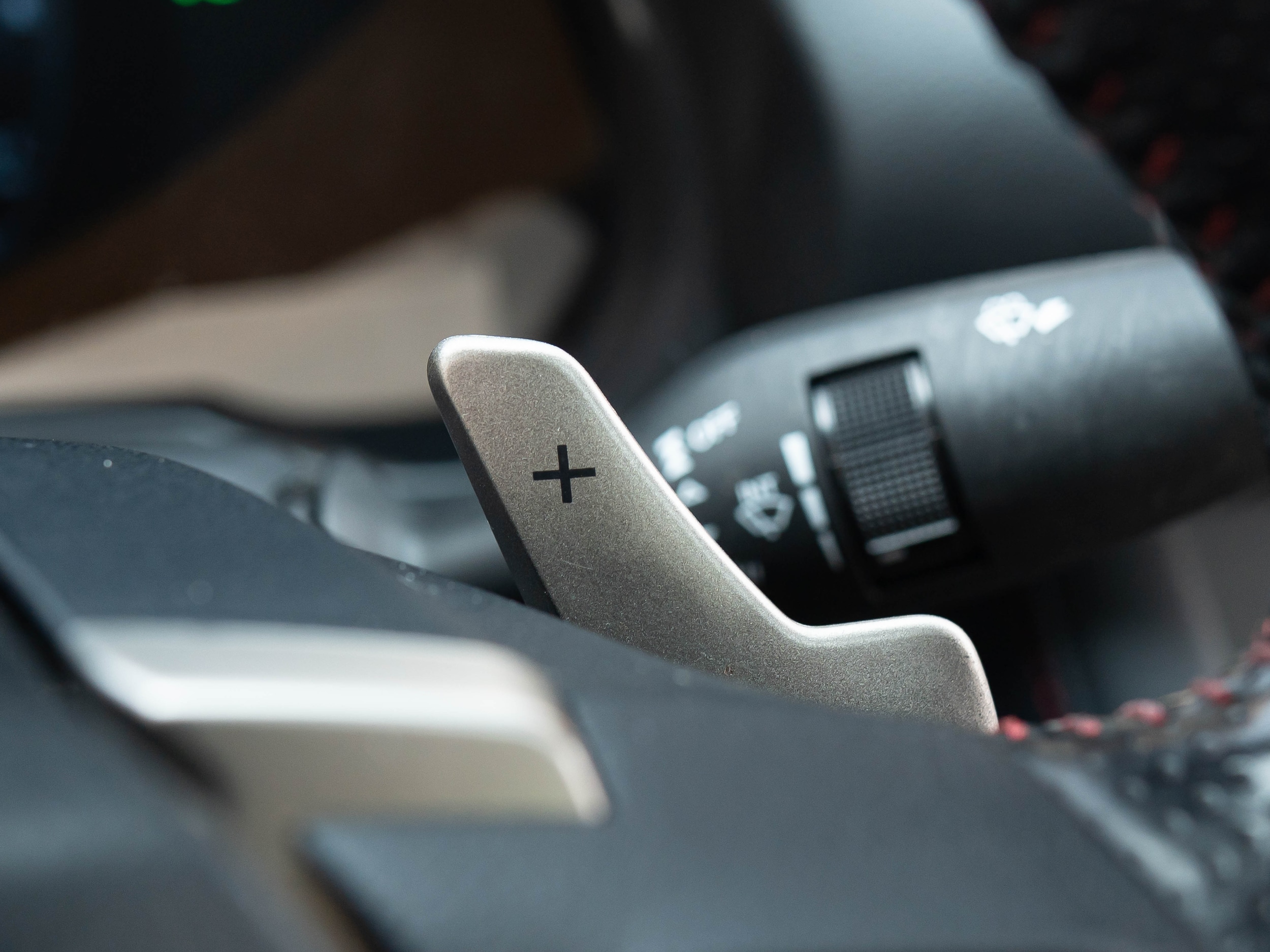 Vehicle image 23 of 52