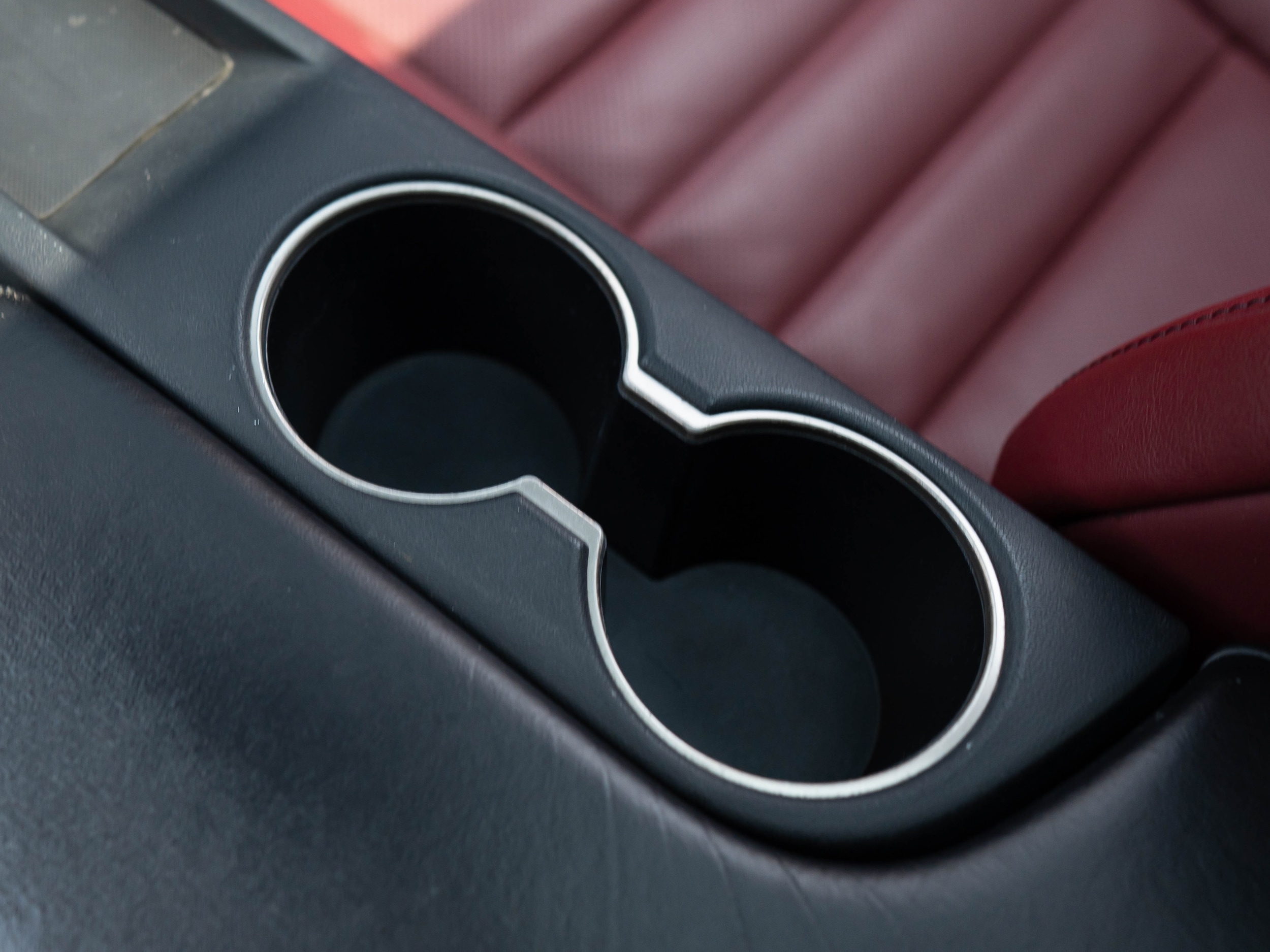 Vehicle image 35 of 52