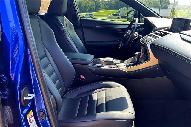 2020 Lexus NX 300 F Sport Image 14 of 32