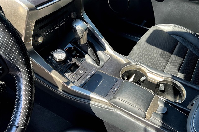 2020 Lexus NX 300 F Sport Image 24 of 32