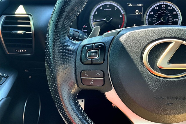 2020 Lexus NX 300 F Sport Image 20 of 32