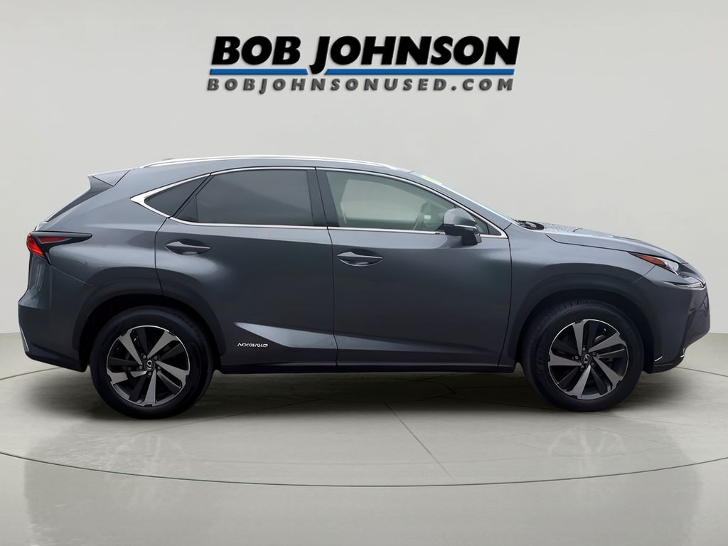 2020 Lexus NX 300h Image 4 of 27