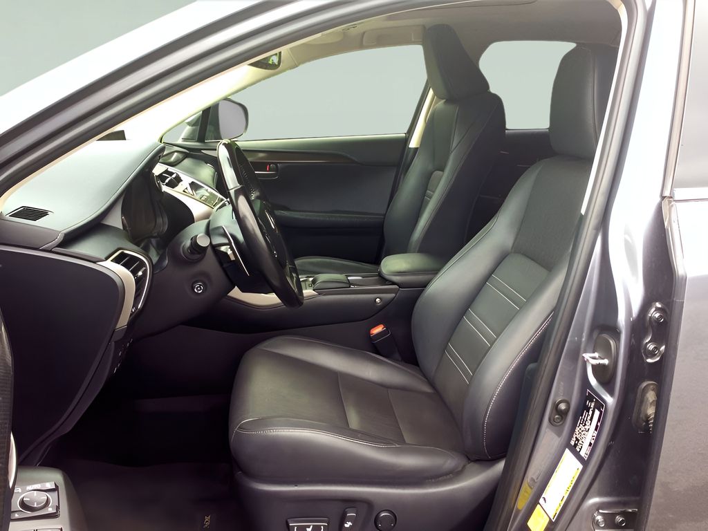 2020 Lexus NX 300h Image 14 of 27