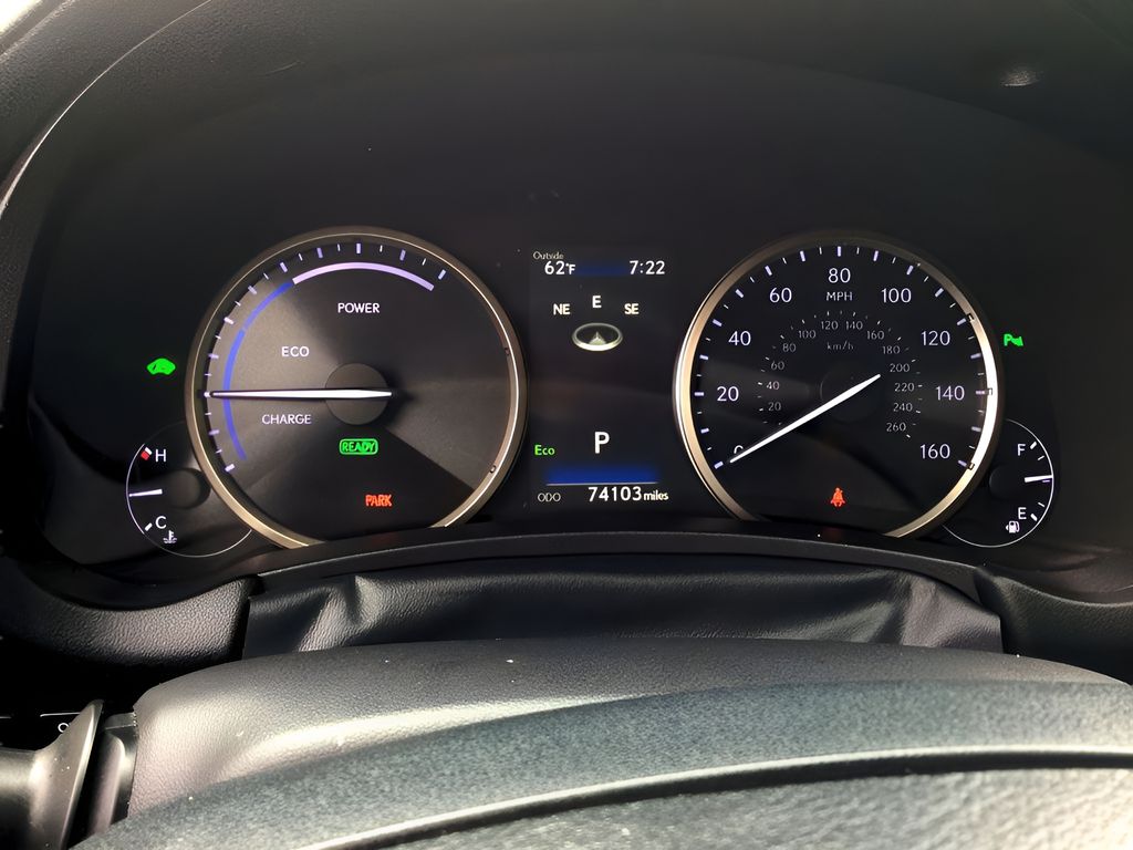 2020 Lexus NX 300h Image 20 of 27