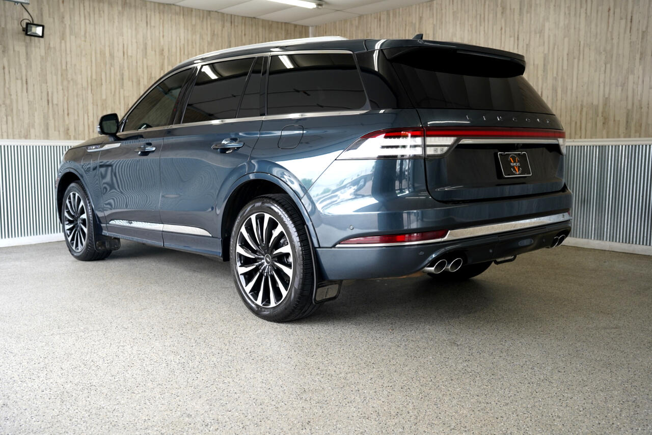 Vehicle image 7 of 40