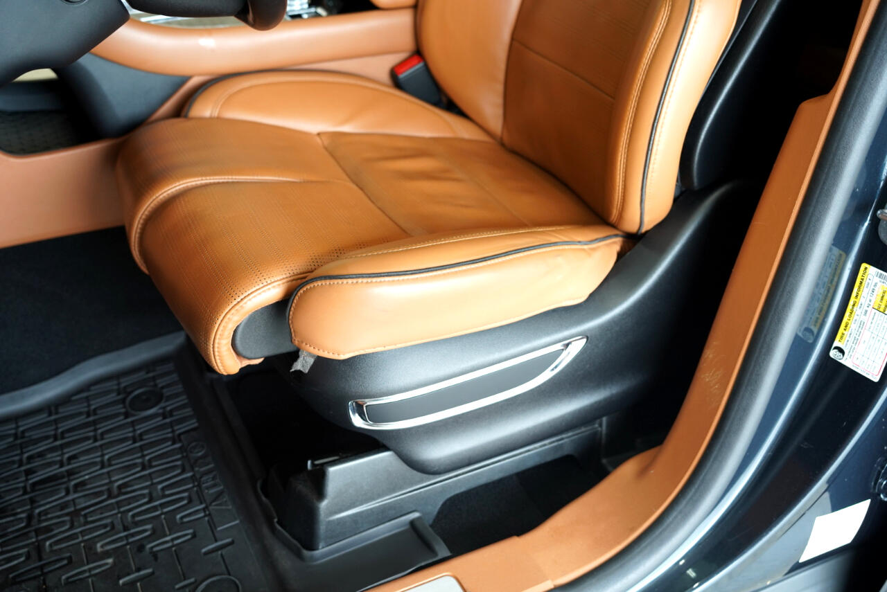Vehicle image 25 of 40