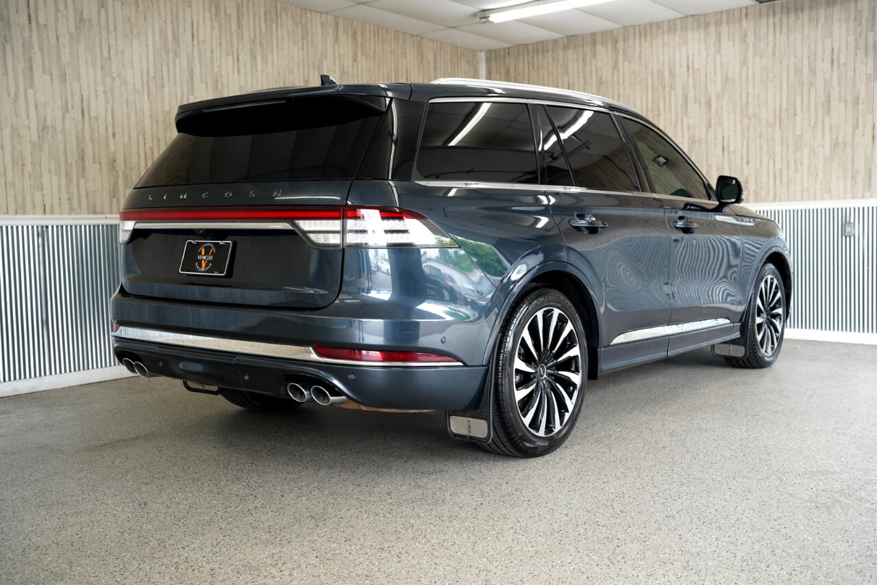 Vehicle image 6 of 40