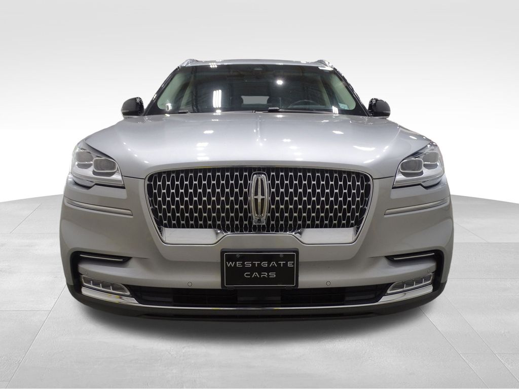 Vehicle image 2 of 36