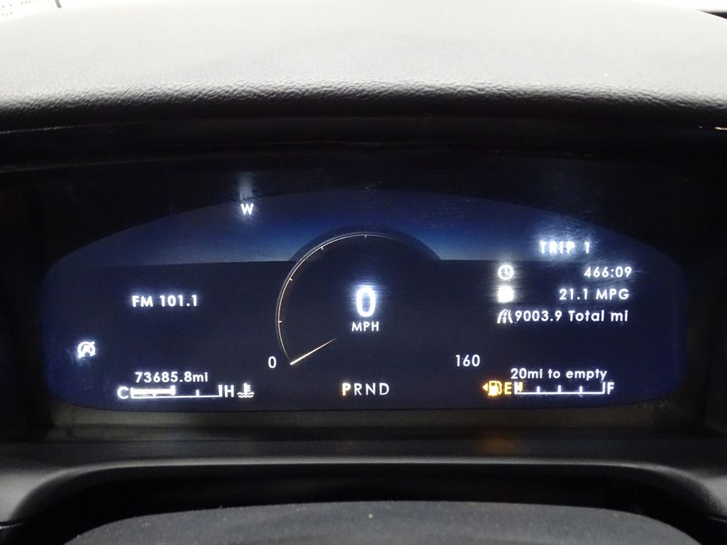 Vehicle image 24 of 36