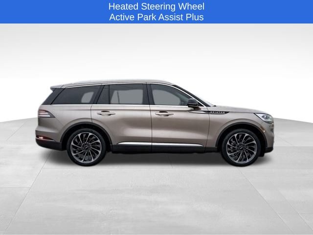 Vehicle image 12 of 37