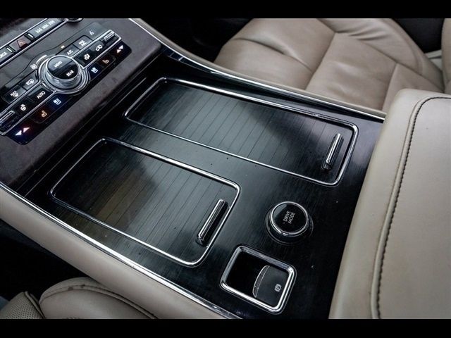 Vehicle image 29 of 37