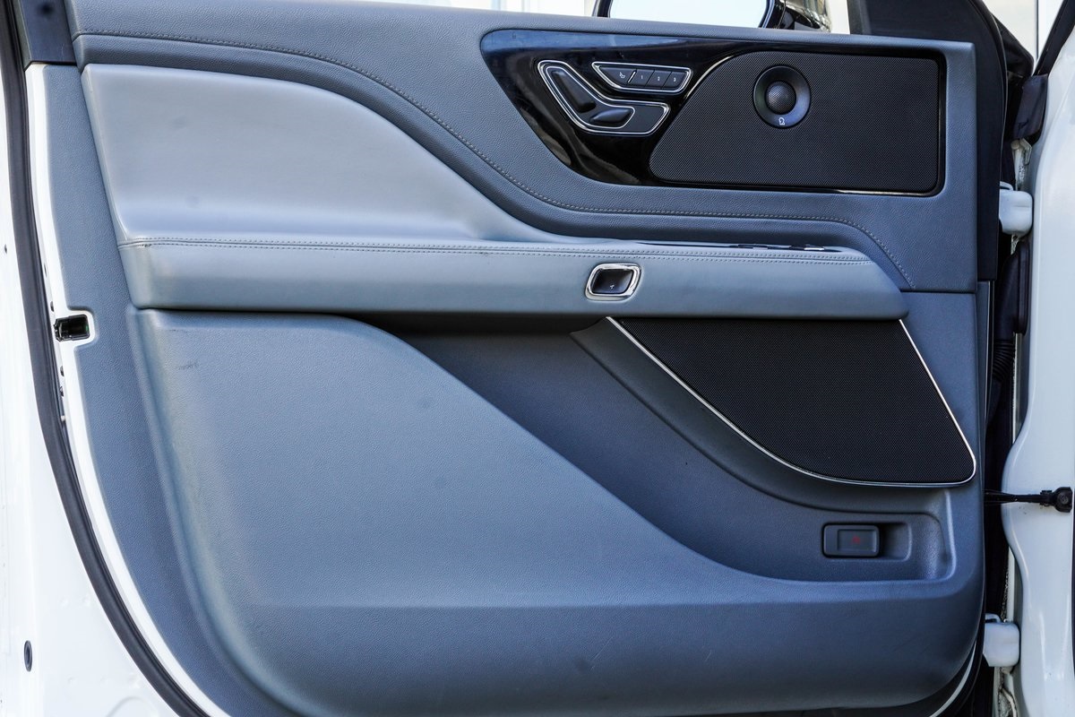 2020 Lincoln Aviator Reserve Image 21 of 34